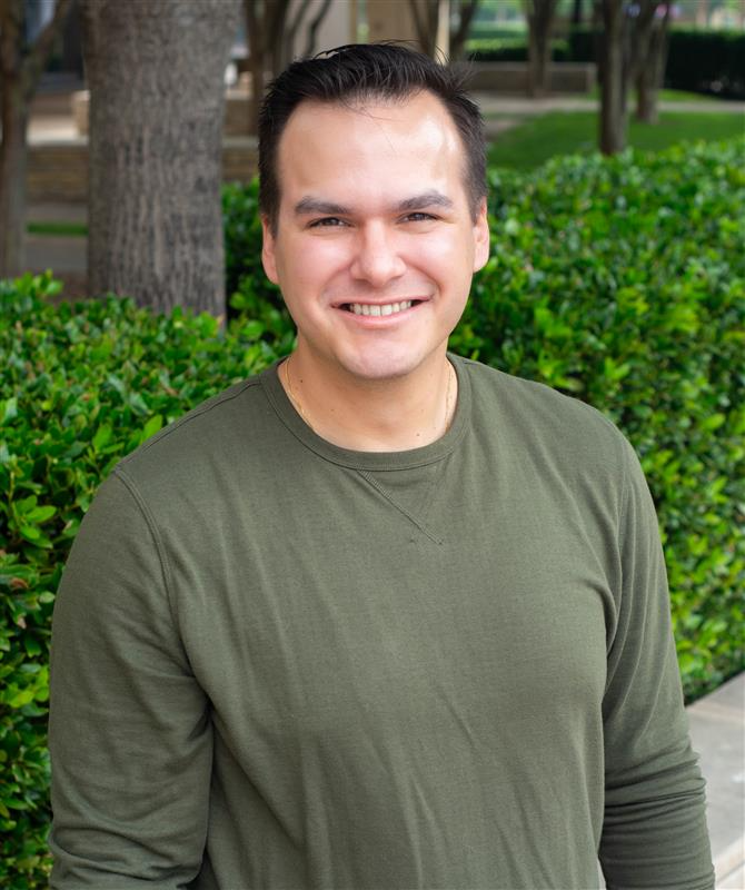 Zachary Allen, Principal Consultant